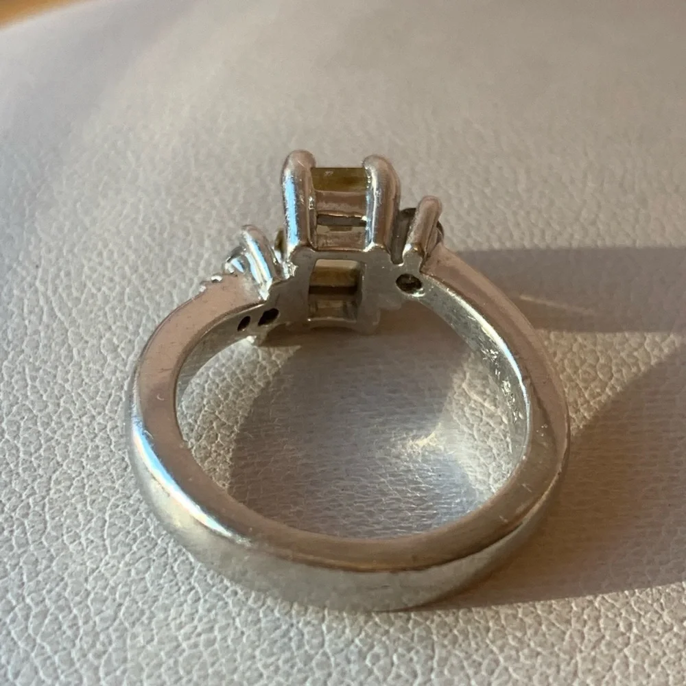 VINTAGE YELLOW PASTE STONE RING 925 STERLING SILVER